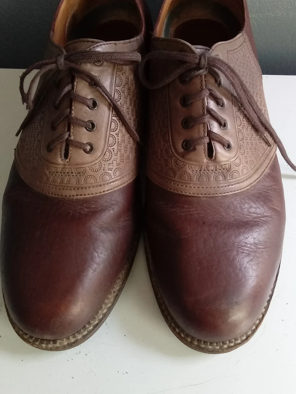 Vintage Brown Leather Saddle Shoes Embossed Tan Overlay Oxford Mens Laced Shoes
